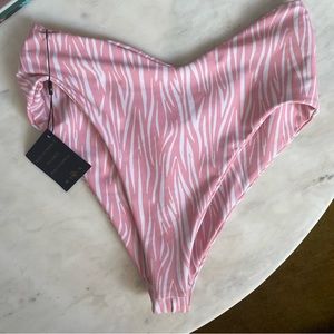 NWT - Skatie Melly bottoms